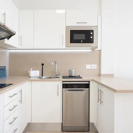 Apartment Balcon Al Mar, Sol Y Playa En Primera Linea De Costa *