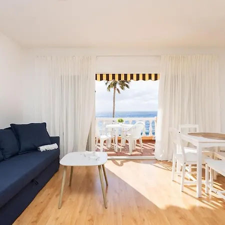 Apartment Balcon Al Mar, Sol Y Playa En Primera Linea De Costa *
